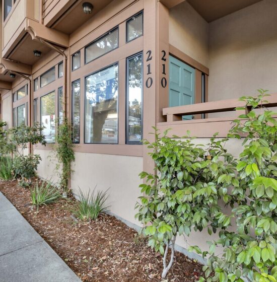 210 Redwood Avenue